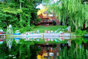Bolton Lake Home
